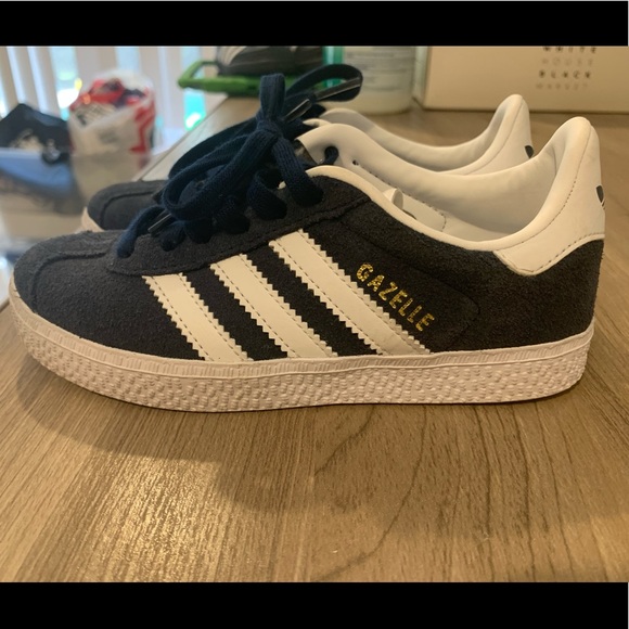 adidas gazelle blue kids